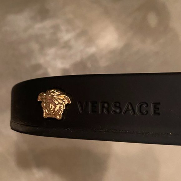 Authentic Versace Pool Slides - Picture 6 of 7